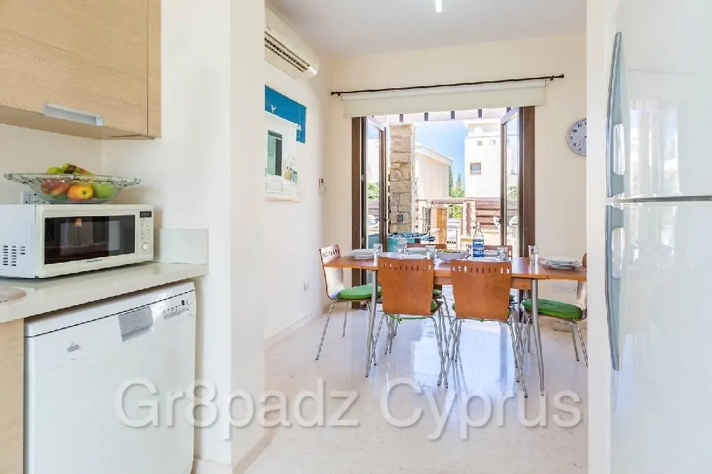 Gr8Padz Summer Breeze Villa Protaras