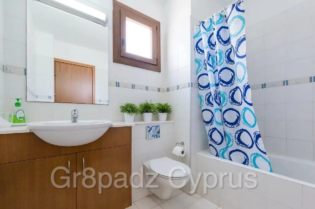 Gr8Padz Summer Breeze Villa Protaras